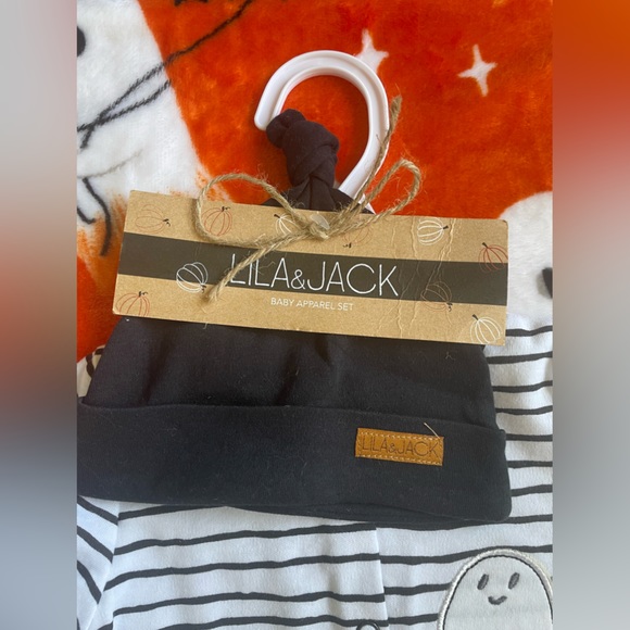 2 Infant Halloween Onsie / Outfit - Picture 9 of 14